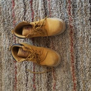 Brahma steel toed work boot. Mens 10 lightly used.